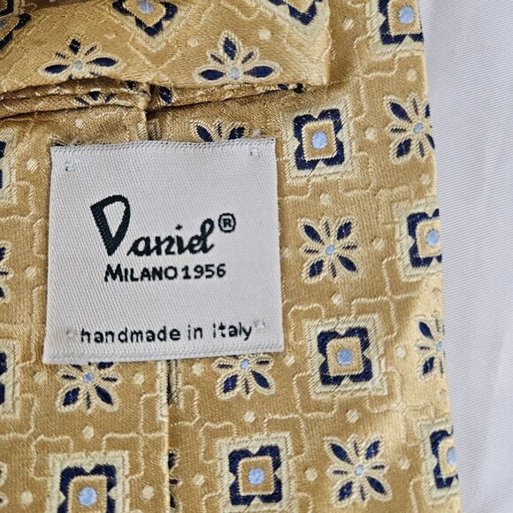 Lot Of 3 Designer Silk Ties - Nautica Robert Talbott & Vaniel Milano - Picture 6 of 11